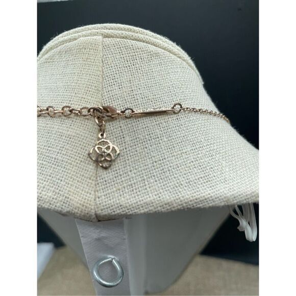 Kendra Scott Elisa Gold Pendant Necklace in Iridescent Drusy - Picture 3 of 9